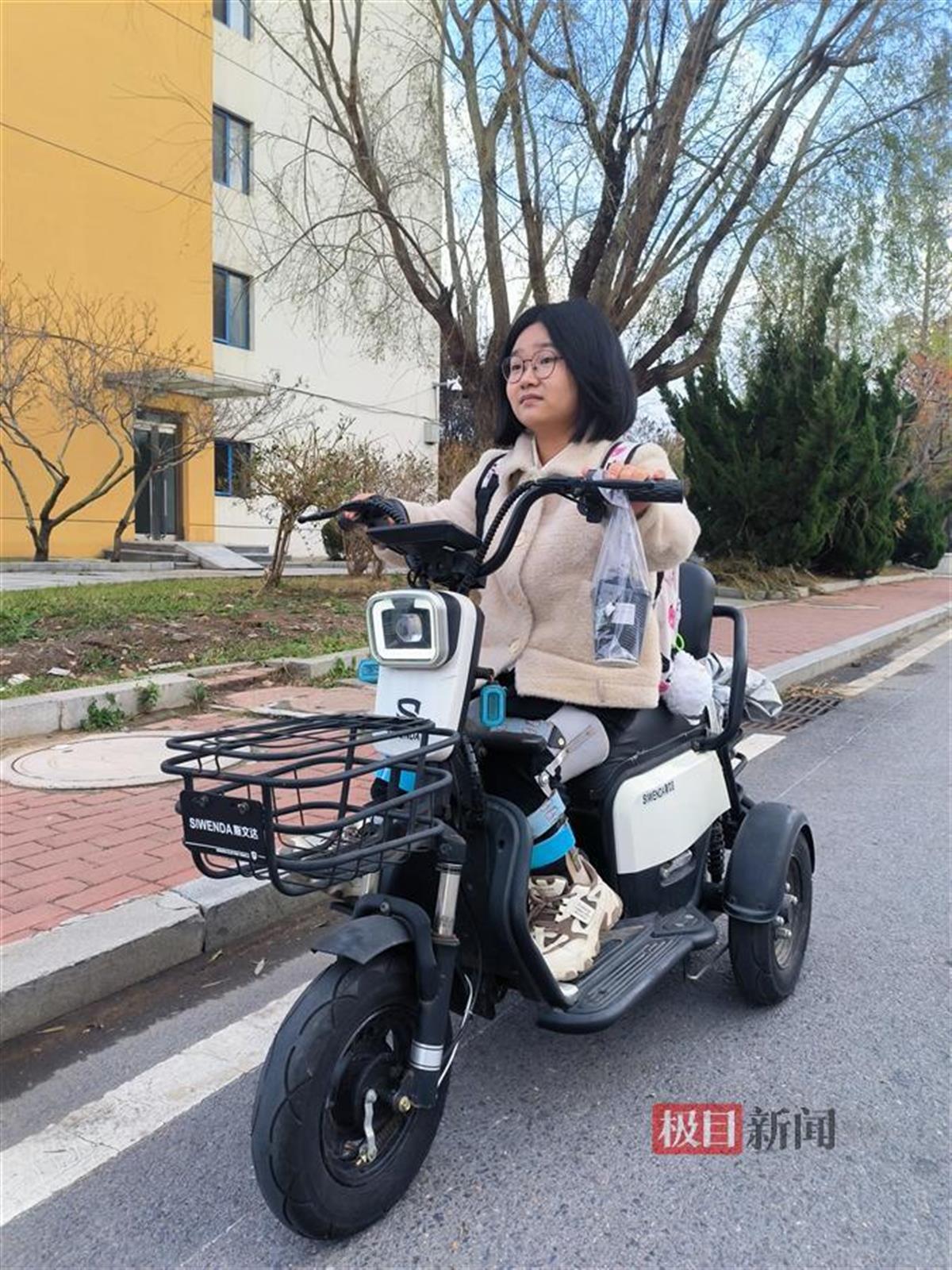 我将学习视为唯一可以改变命运的事必一体育网站“袖珍女孩”邹贝贝：