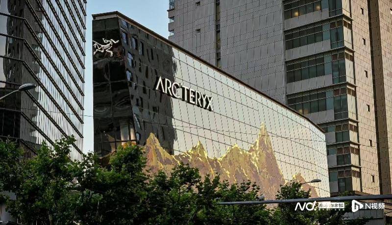 潮牌退潮户外崛起国货赶超耐克阿迪b体育必一运动运动品牌三大变化：(图4)