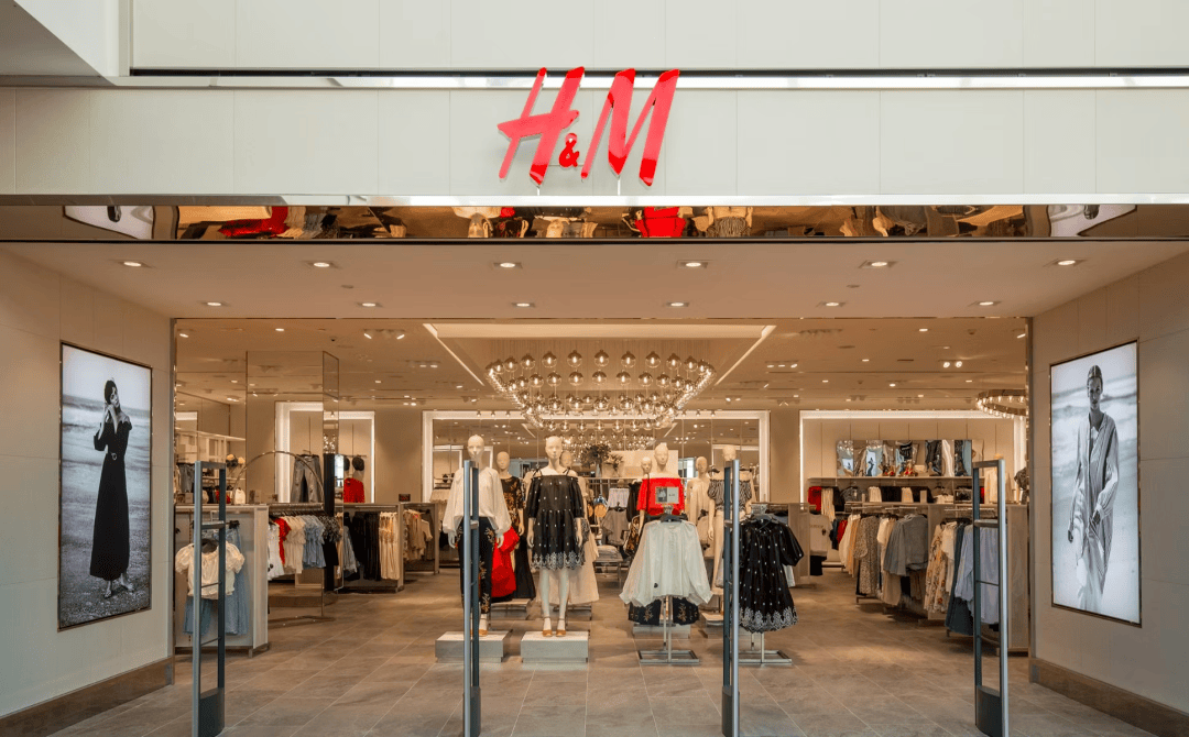 达斯、彪马、匡威、HM、牧高笛、Yeezy椰子、PIVVEEBsport体育最新网址资讯10条 安踏、特步、耐克、阿迪(图1)