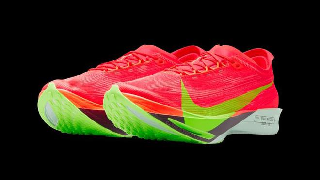 手、HOKA ONE ONE CIELO X1 20 发售bsport体育每周鞋报：匡威和 GOLF WANG 再携(图3)