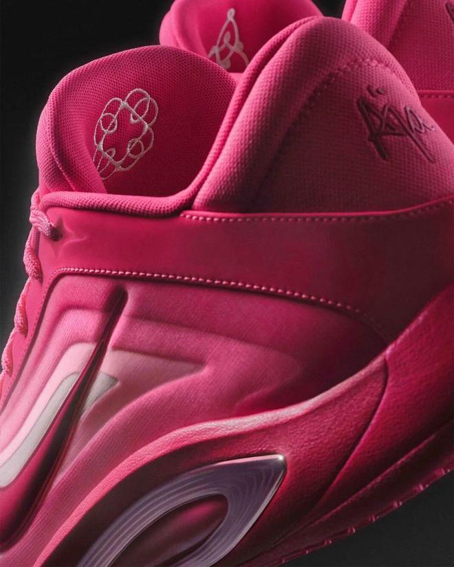 名鞋」突然发布！搭载「全新缓震科技」！bsport体育入口Nike「巨星签(图2)