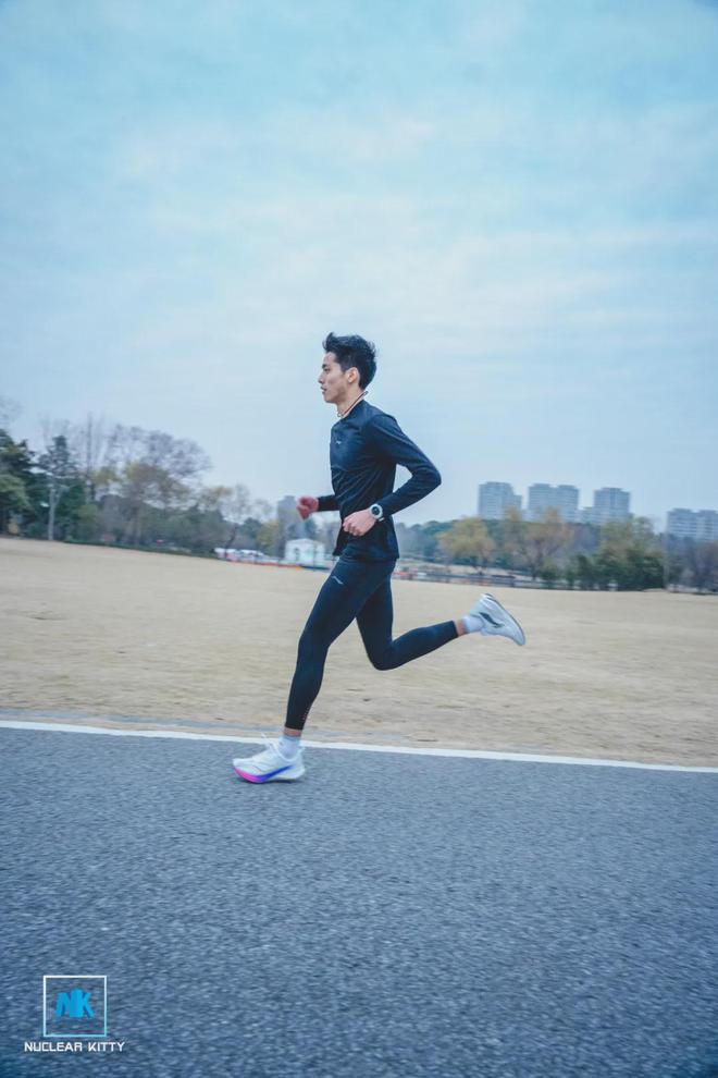 来袭！赤兔8 PRO的统治区bsport中国年度竞训王炸(图7)